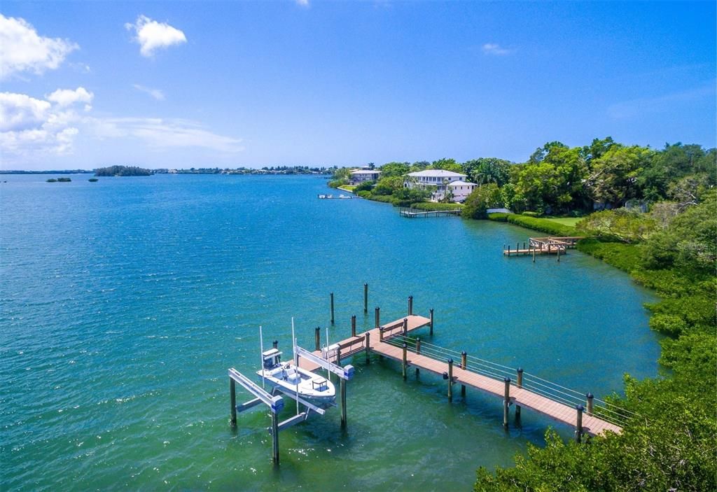 For Sale: $18,500,000 (4 beds, 4 baths, 8138 Square Feet)