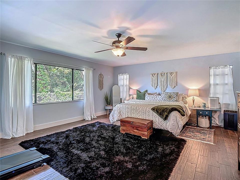 Active With Contract: $695,000 (3 beds, 2 baths, 2217 Square Feet)