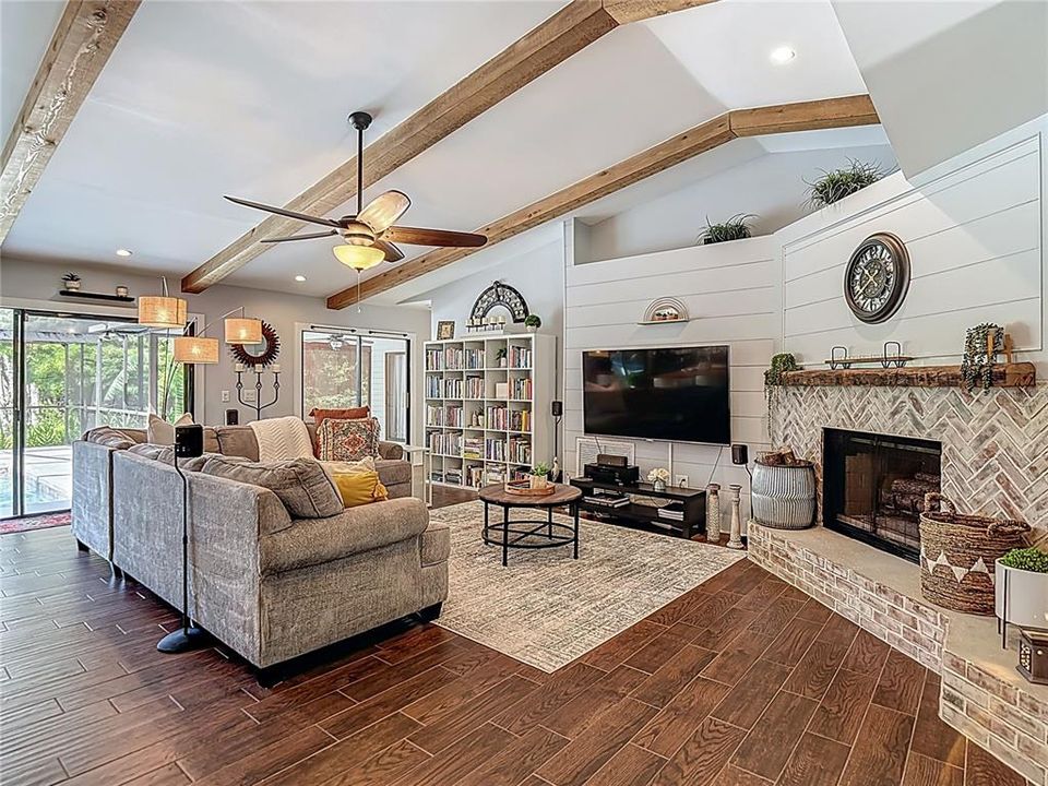 Active With Contract: $695,000 (3 beds, 2 baths, 2217 Square Feet)