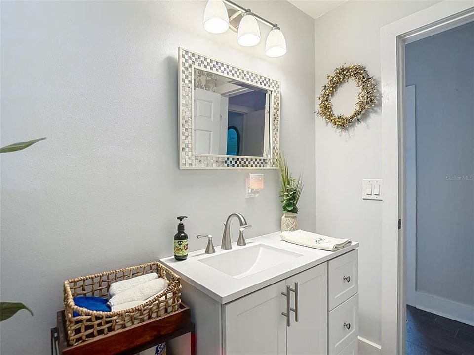 Active With Contract: $695,000 (3 beds, 2 baths, 2217 Square Feet)