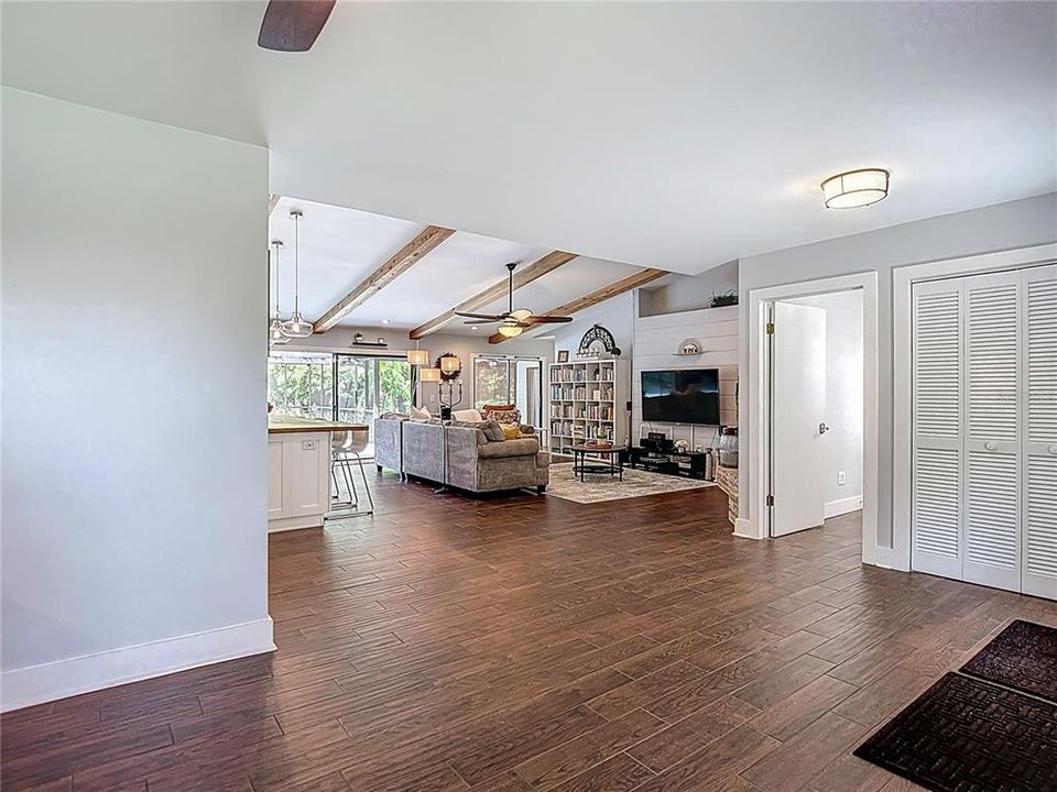 Active With Contract: $695,000 (3 beds, 2 baths, 2217 Square Feet)