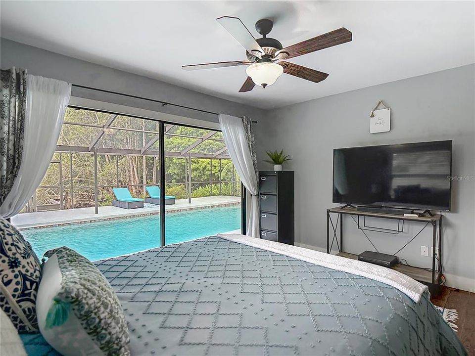 Active With Contract: $695,000 (3 beds, 2 baths, 2217 Square Feet)