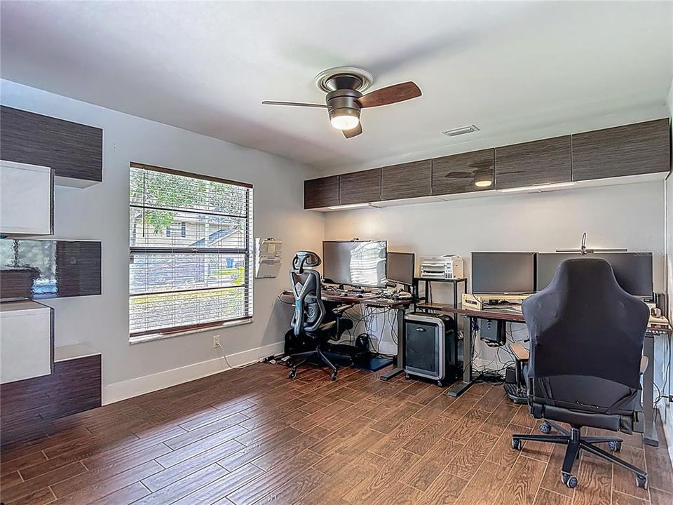 Active With Contract: $695,000 (3 beds, 2 baths, 2217 Square Feet)