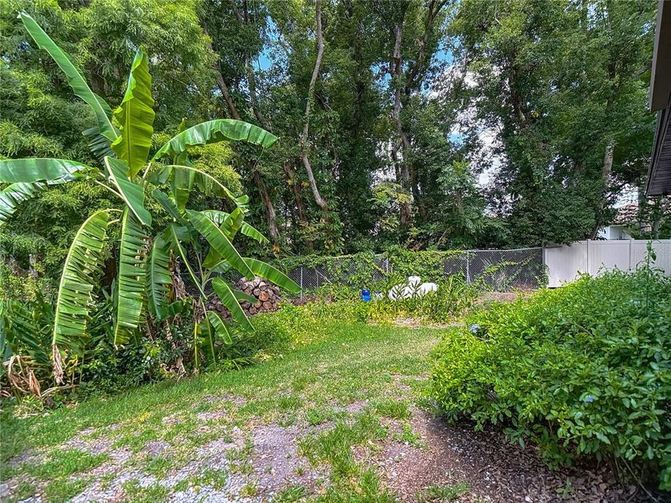 Active With Contract: $695,000 (3 beds, 2 baths, 2217 Square Feet)