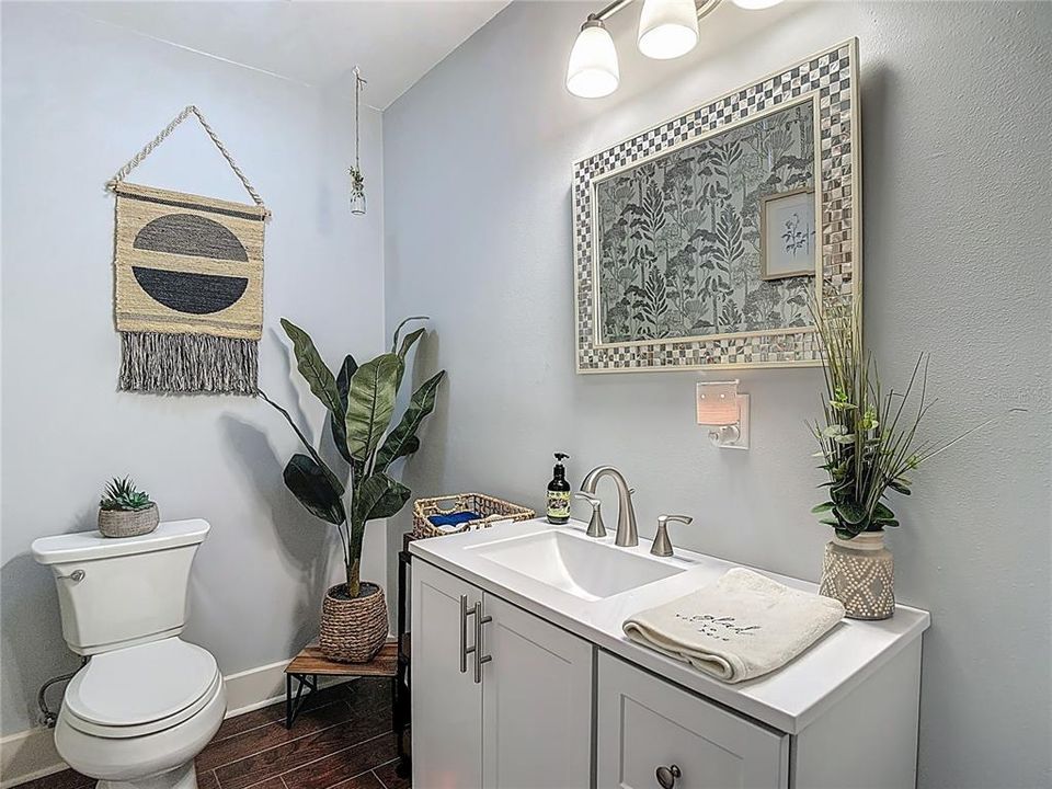 Active With Contract: $695,000 (3 beds, 2 baths, 2217 Square Feet)