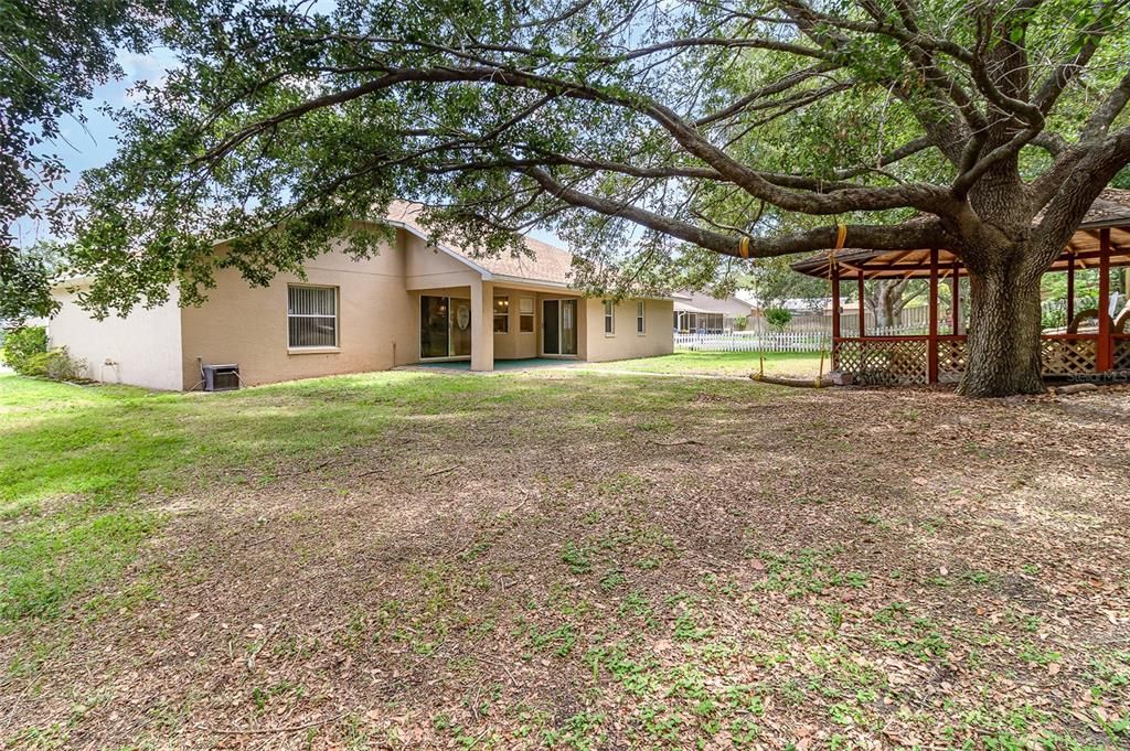 На продажу: $380,000 (3 спален, 2 ванн, 1702 Квадратных фут)