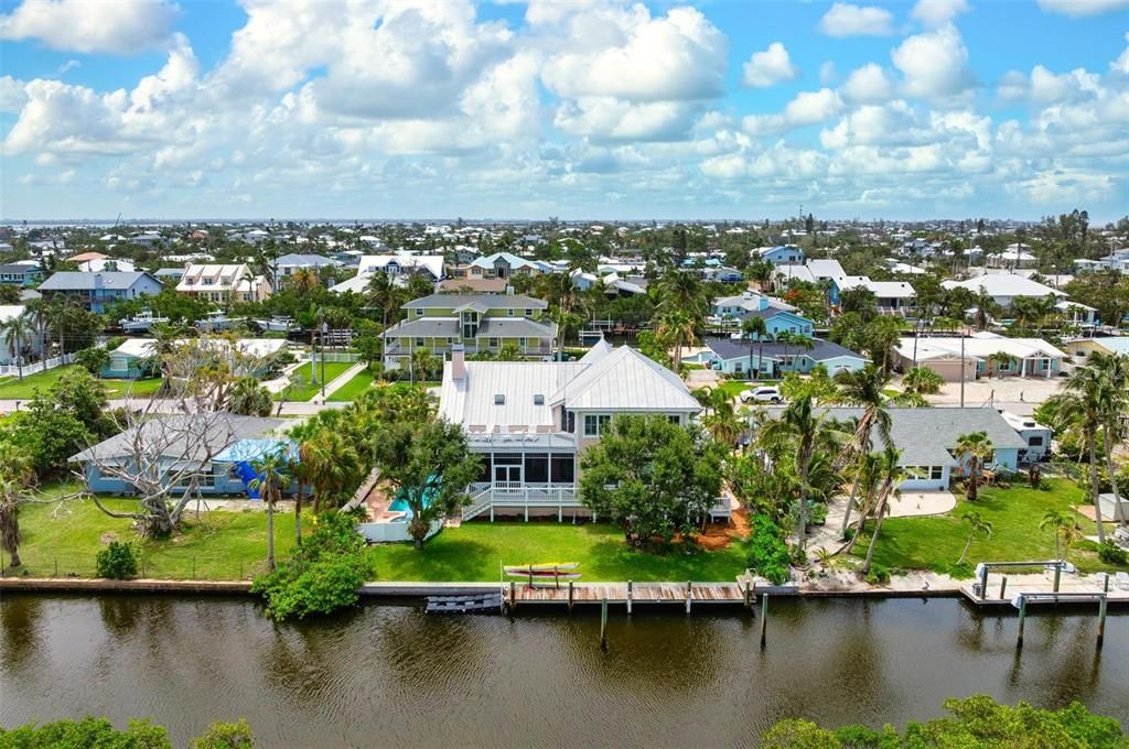 For Sale: $2,999,000 (3 beds, 3 baths, 2796 Square Feet)