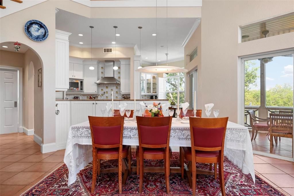 For Sale: $2,999,000 (3 beds, 3 baths, 2796 Square Feet)