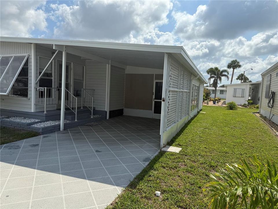 Activo con contrato: $135,000 (2 camas, 2 baños, 919 Pies cuadrados)