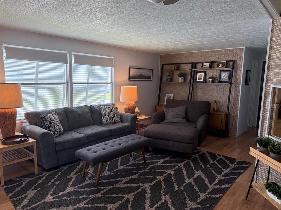 Activo con contrato: $135,000 (2 camas, 2 baños, 919 Pies cuadrados)