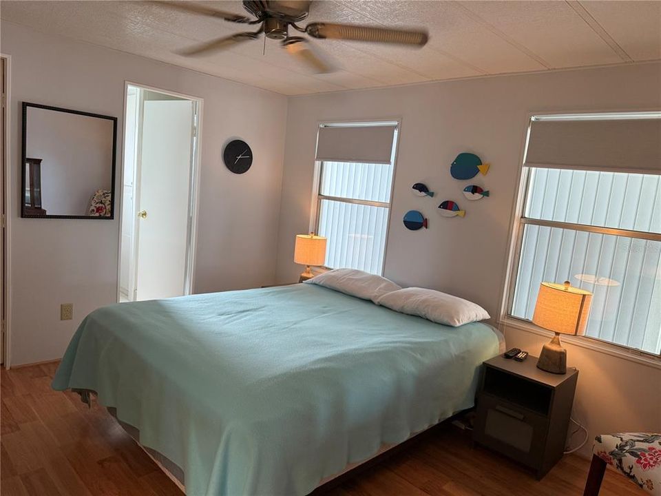 Activo con contrato: $135,000 (2 camas, 2 baños, 919 Pies cuadrados)