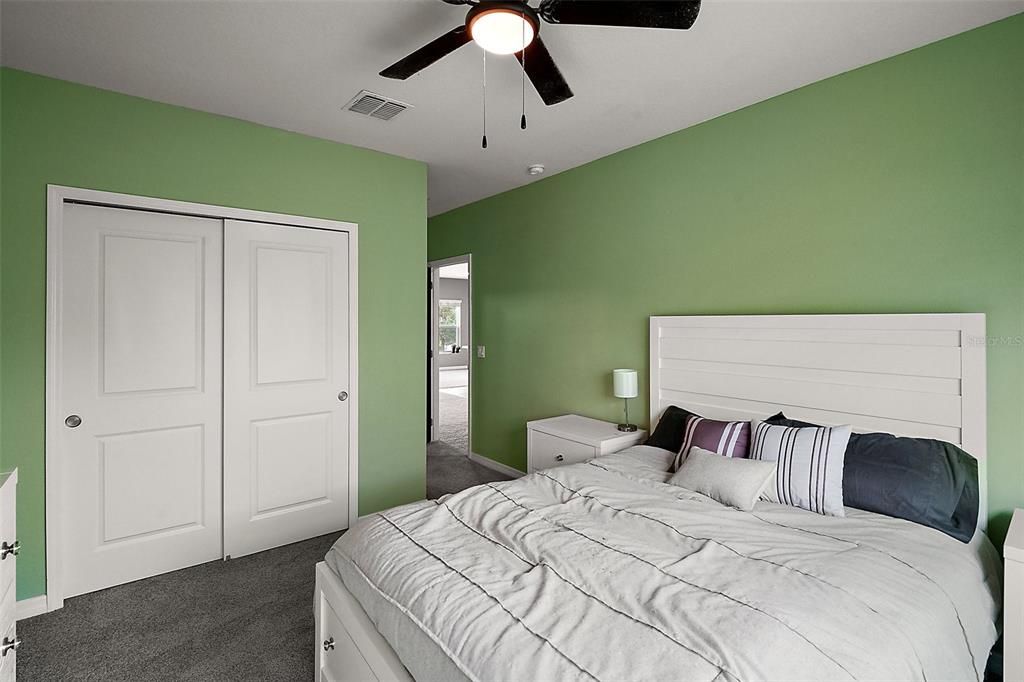 En Venta: $465,000 (5 camas, 3 baños, 2734 Pies cuadrados)