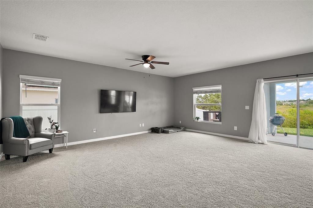 En Venta: $465,000 (5 camas, 3 baños, 2734 Pies cuadrados)