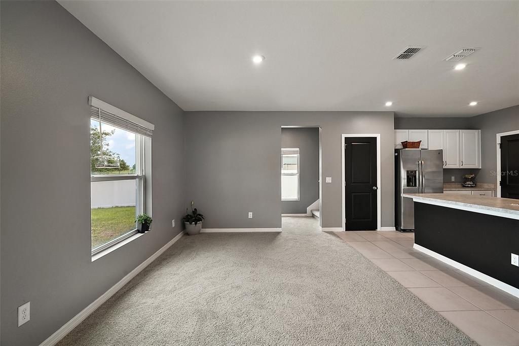 En Venta: $465,000 (5 camas, 3 baños, 2734 Pies cuadrados)