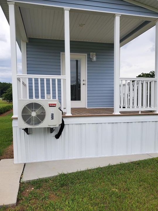 待售: $184,000 (1 贝兹, 1 浴室, 384 平方英尺)