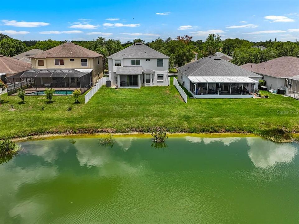 En Venta: $425,000 (4 camas, 2 baños, 2550 Pies cuadrados)