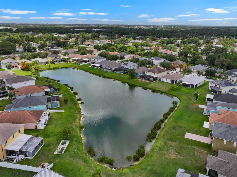 En Venta: $425,000 (4 camas, 2 baños, 2550 Pies cuadrados)