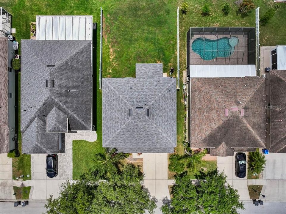 En Venta: $425,000 (4 camas, 2 baños, 2550 Pies cuadrados)