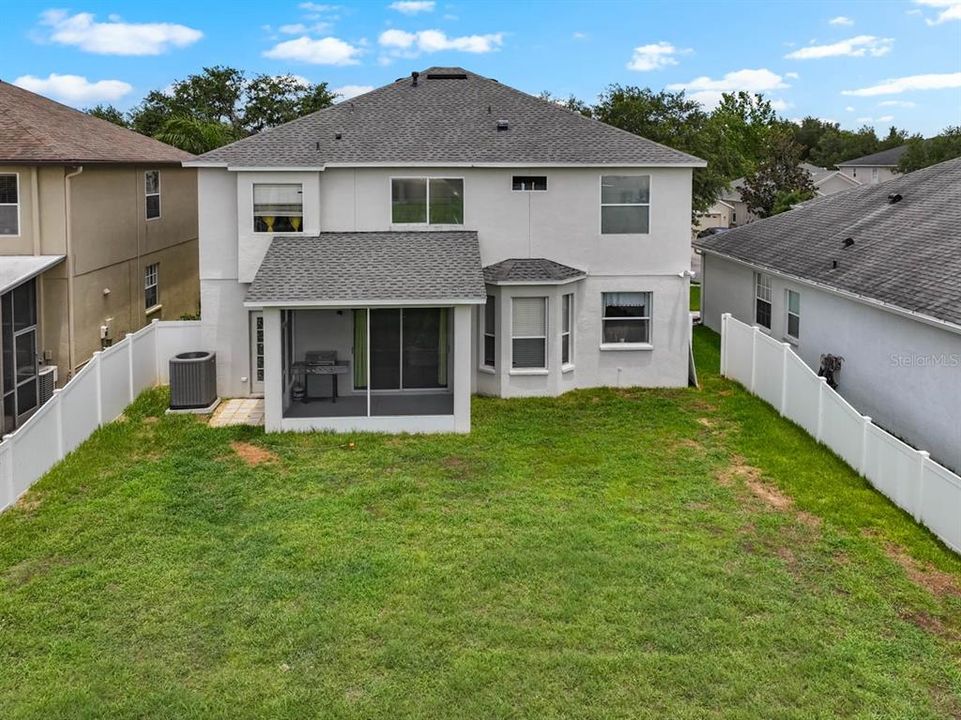 En Venta: $425,000 (4 camas, 2 baños, 2550 Pies cuadrados)