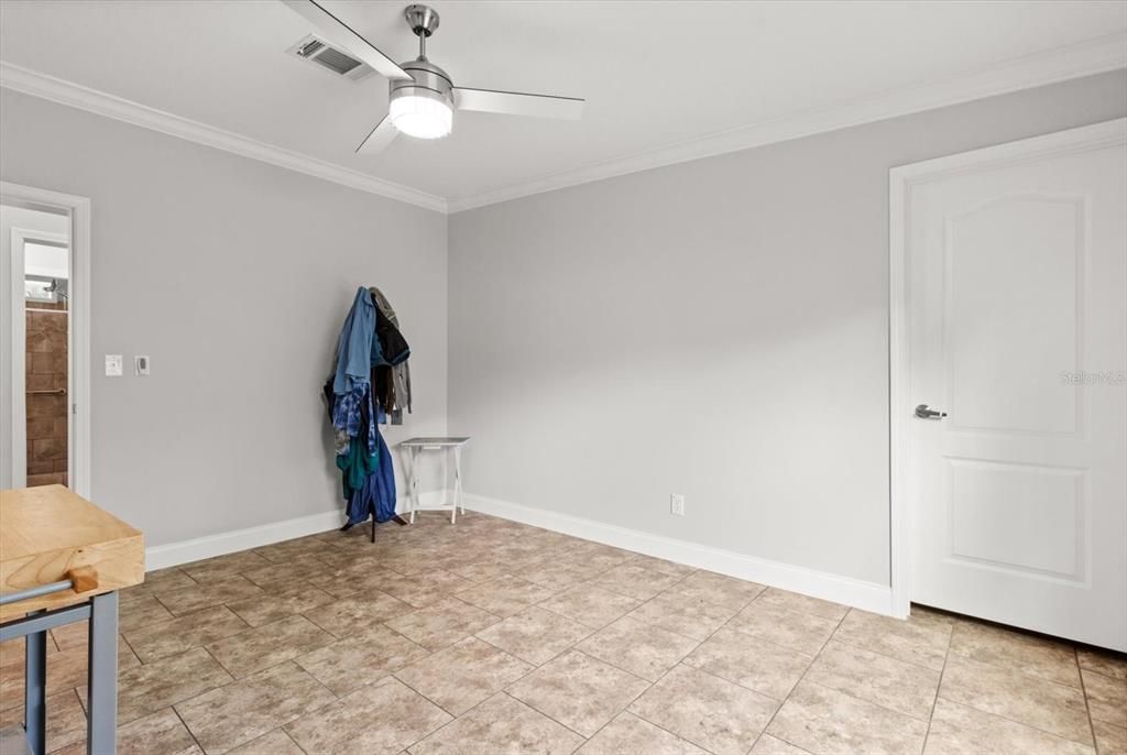 待售: $357,000 (3 贝兹, 2 浴室, 1800 平方英尺)