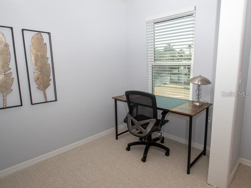 出租: $4,400 (4 贝兹, 3 浴室, 3036 平方英尺)