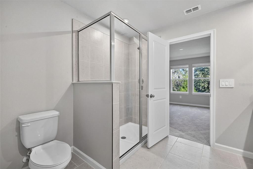 Под контрактом: $355,924 (3 спален, 2 ванн, 1667 Квадратных фут)