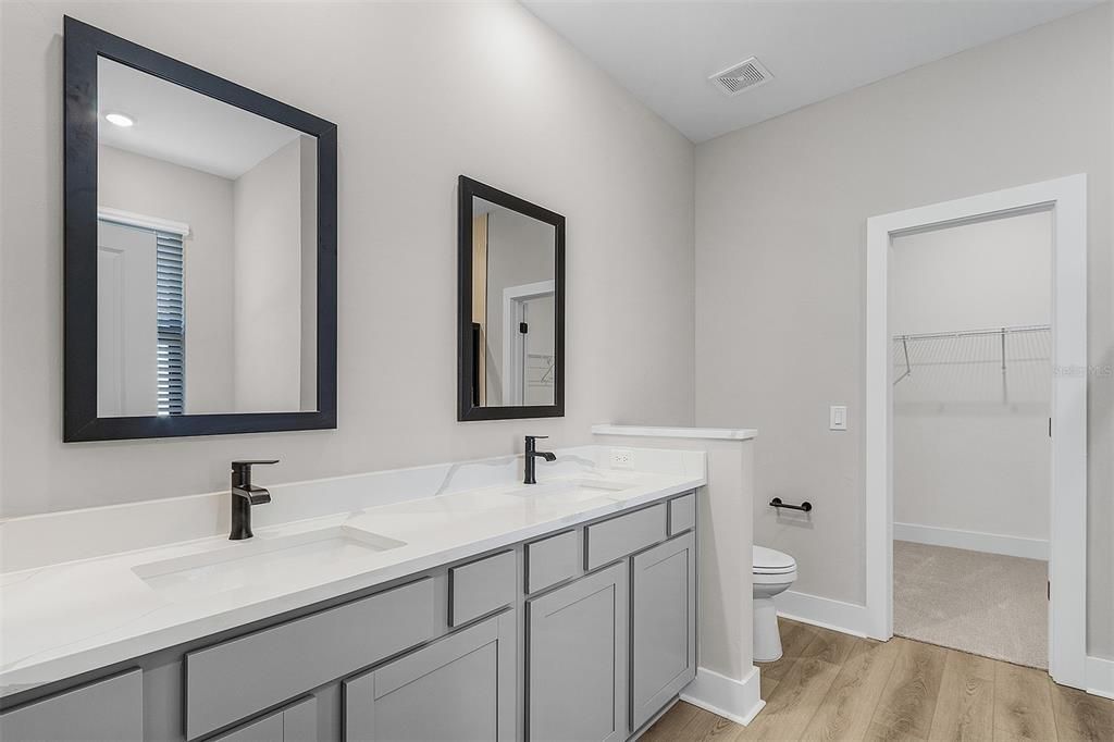 Active With Contract: $595,900 (4 beds, 3 baths, 2207 Square Feet)