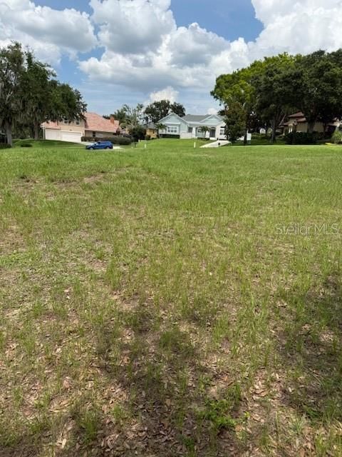 На продажу: $349,500 (0.45 acres)