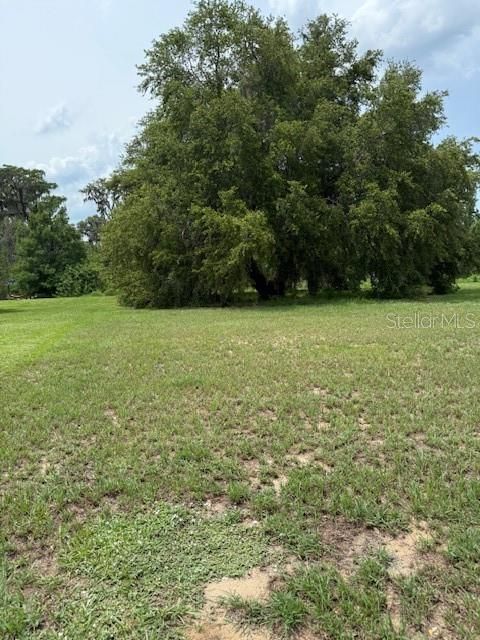 На продажу: $349,500 (0.45 acres)