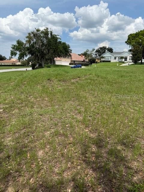 На продажу: $349,500 (0.45 acres)