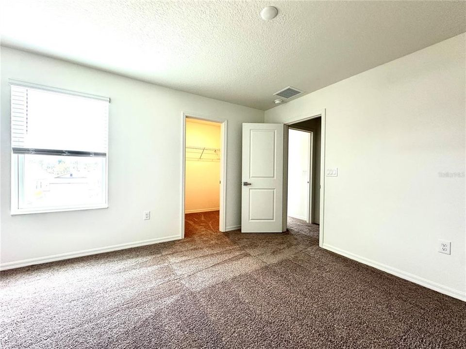 Active With Contract: $2,600 (4 beds, 3 baths, 2385 Square Feet)