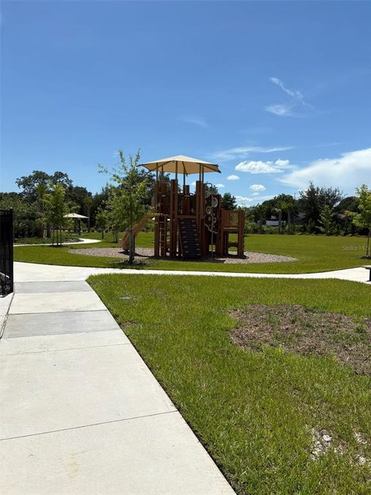 Active With Contract: $2,600 (4 beds, 3 baths, 2385 Square Feet)