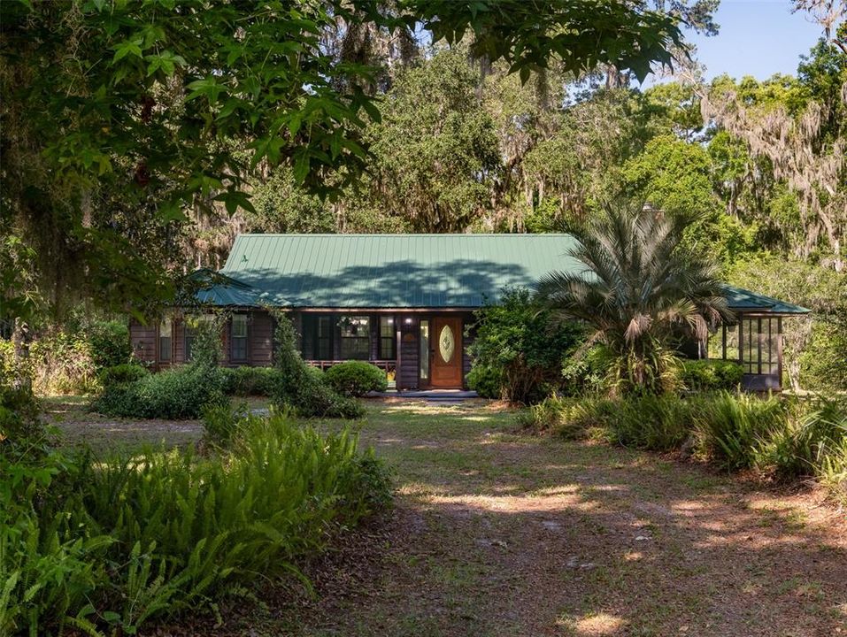 最近售出: $409,900 (3 贝兹, 2 浴室, 1677 平方英尺)