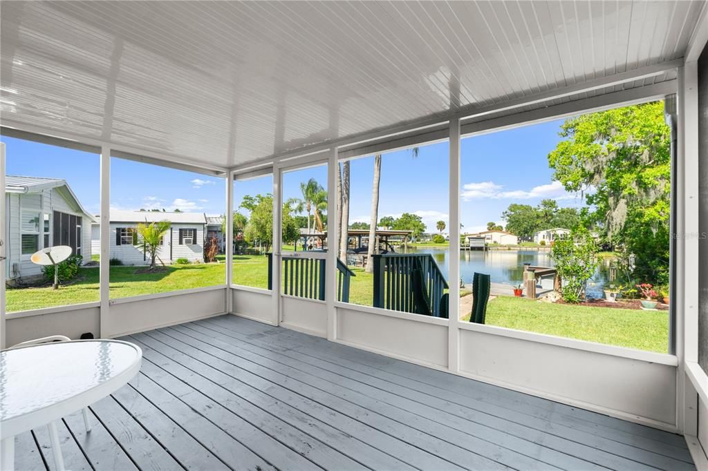 Activo con contrato: $324,900 (3 camas, 2 baños, 1296 Pies cuadrados)