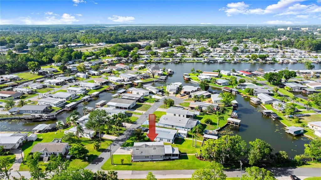 Activo con contrato: $324,900 (3 camas, 2 baños, 1296 Pies cuadrados)