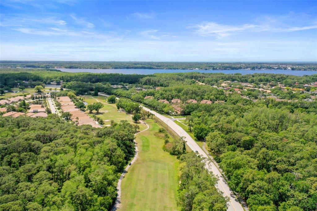 合同活跃: $999,900 (6 贝兹, 3 浴室, 3962 平方英尺)