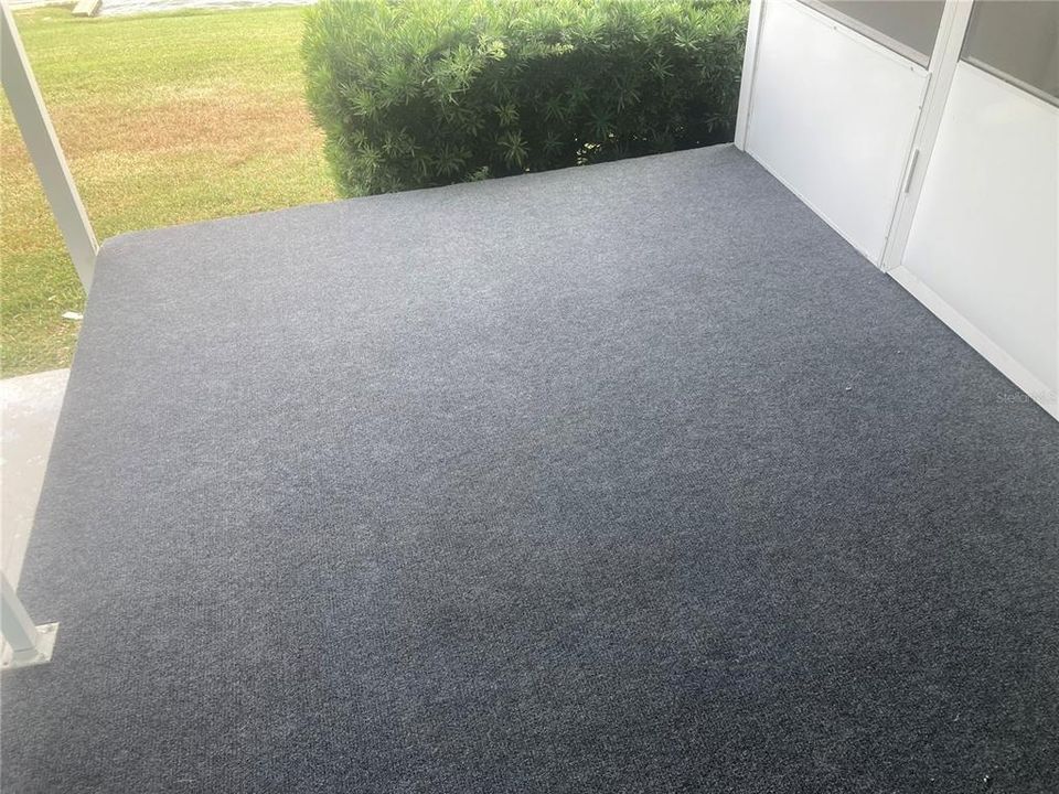 合同活跃: $229,900 (2 贝兹, 2 浴室, 1274 平方英尺)