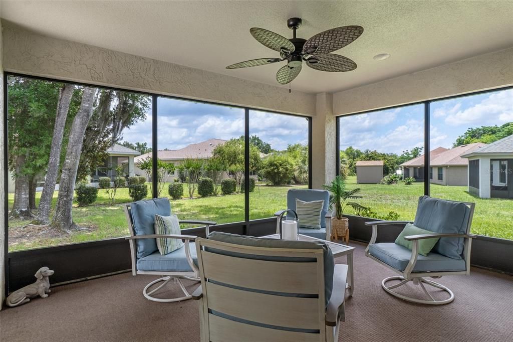 На продажу: $359,900 (3 спален, 2 ванн, 1668 Квадратных фут)