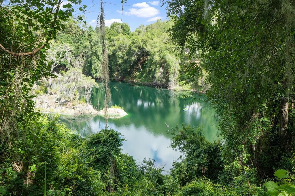 На продажу: $359,900 (3 спален, 2 ванн, 1668 Квадратных фут)