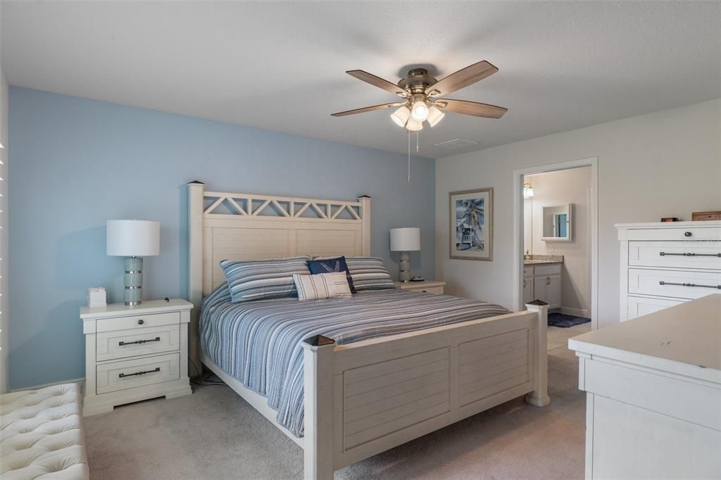 На продажу: $359,900 (3 спален, 2 ванн, 1668 Квадратных фут)