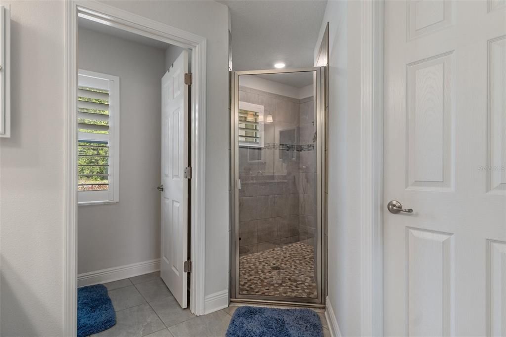 На продажу: $359,900 (3 спален, 2 ванн, 1668 Квадратных фут)