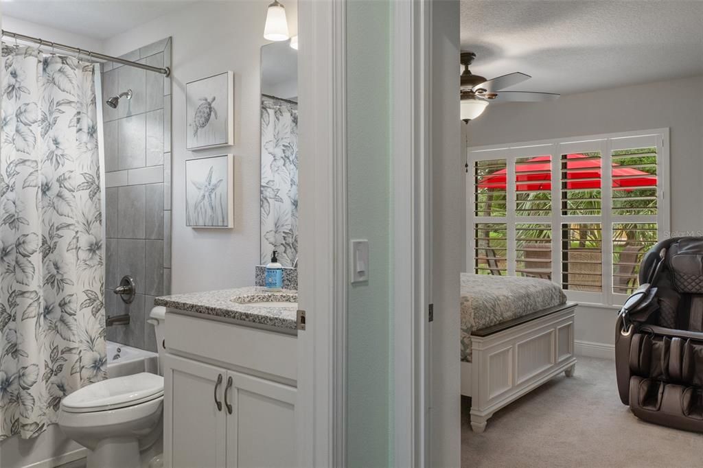 На продажу: $359,900 (3 спален, 2 ванн, 1668 Квадратных фут)