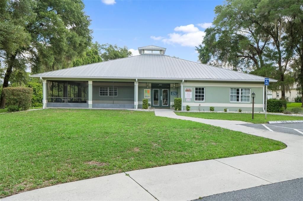 На продажу: $359,900 (3 спален, 2 ванн, 1668 Квадратных фут)