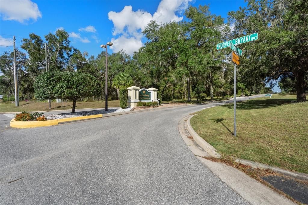 На продажу: $359,900 (3 спален, 2 ванн, 1668 Квадратных фут)