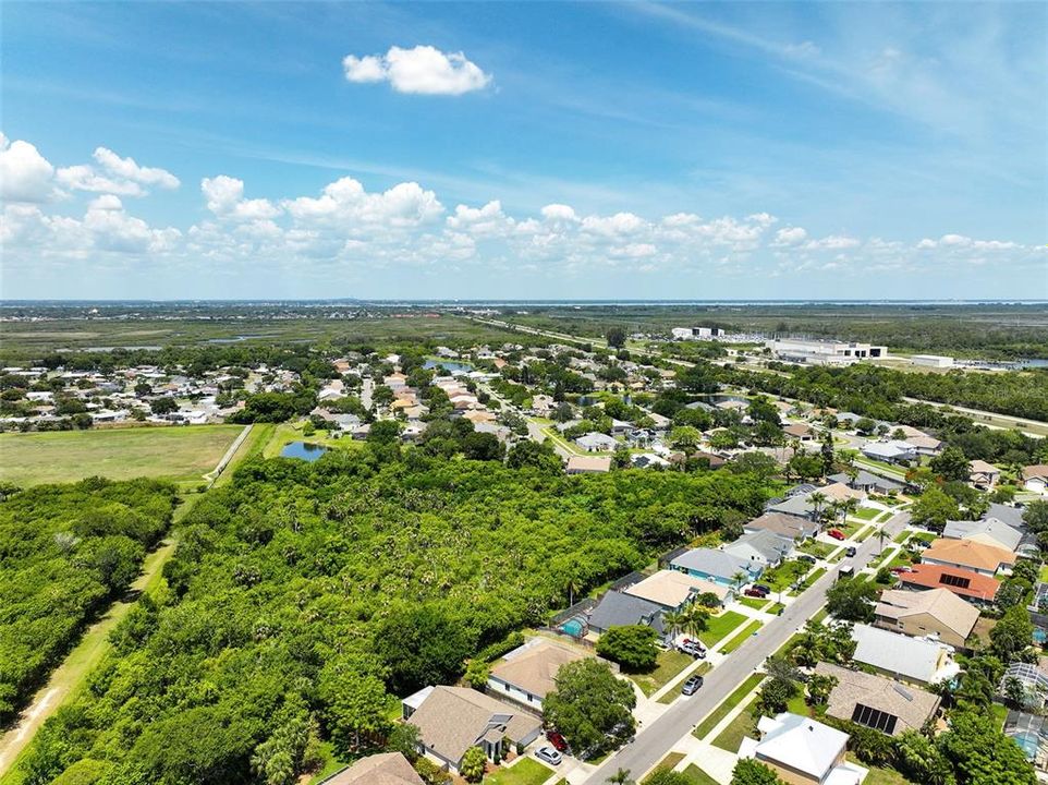 En Venta: $525,000 (4 camas, 3 baños, 2374 Pies cuadrados)