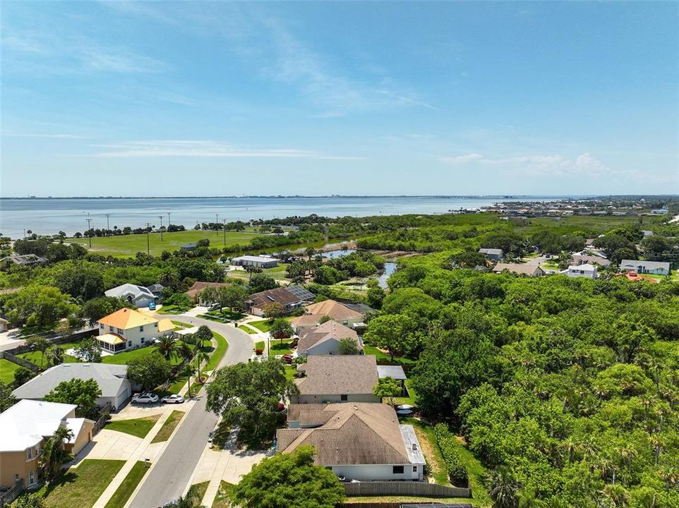 En Venta: $525,000 (4 camas, 3 baños, 2374 Pies cuadrados)