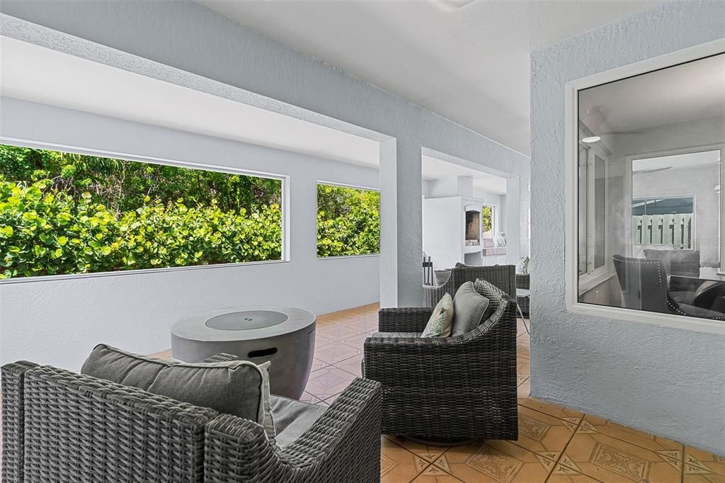 En Venta: $525,000 (4 camas, 3 baños, 2374 Pies cuadrados)