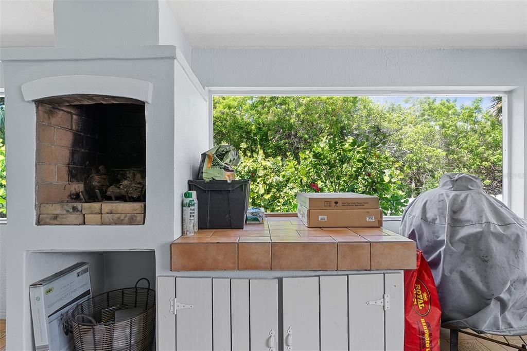 En Venta: $525,000 (4 camas, 3 baños, 2374 Pies cuadrados)