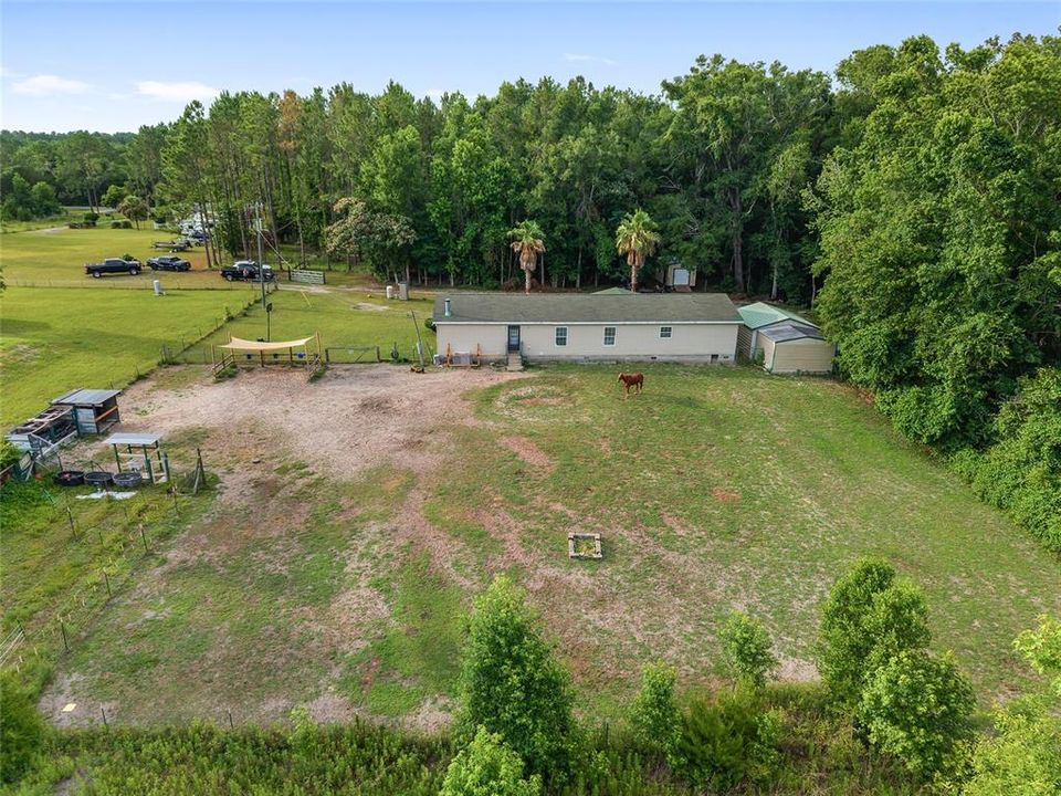 На продажу: $299,000 (4 спален, 2 ванн, 2186 Квадратных фут)