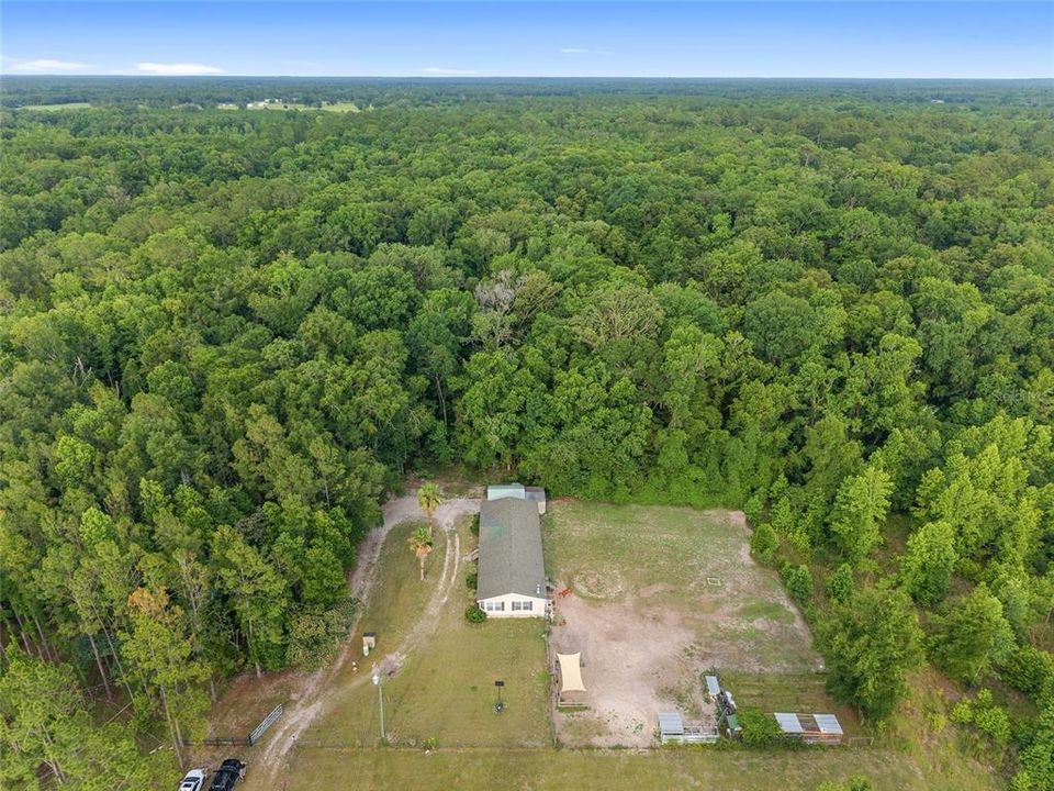 На продажу: $299,000 (4 спален, 2 ванн, 2186 Квадратных фут)